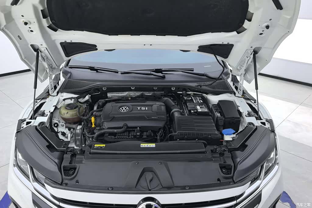 Volkswagen CC, 2021 10