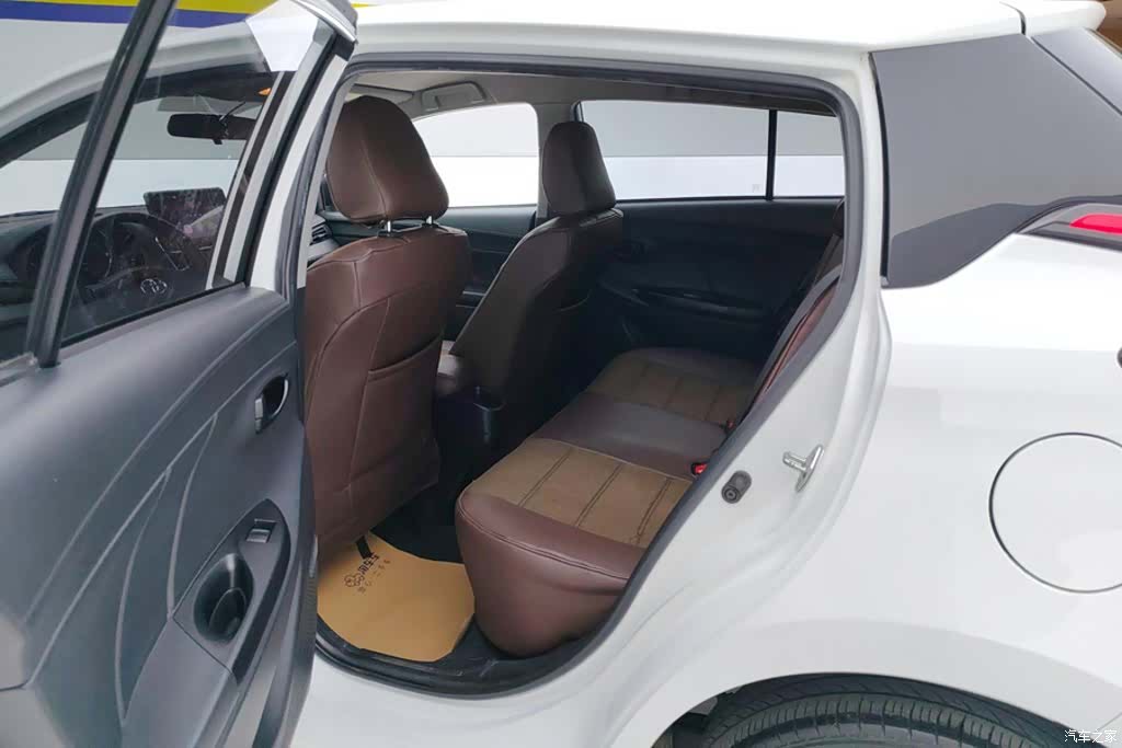 Toyota YARiS L, 2020 11