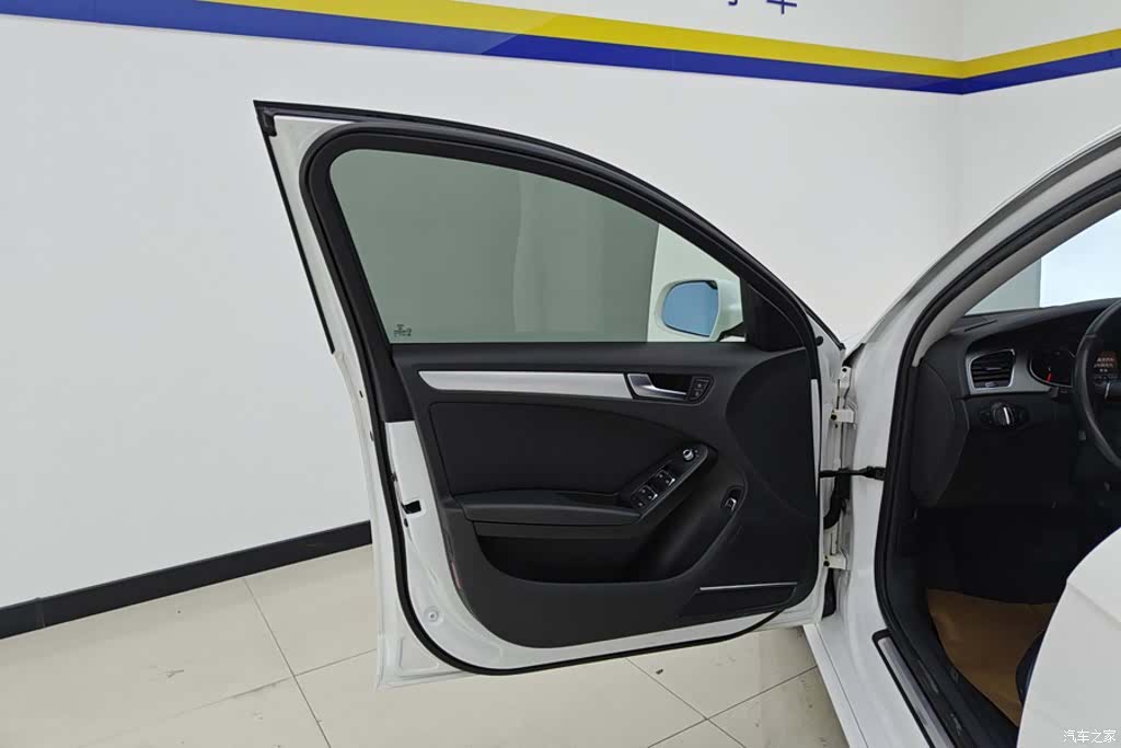 Audi A4L, 2016 7
