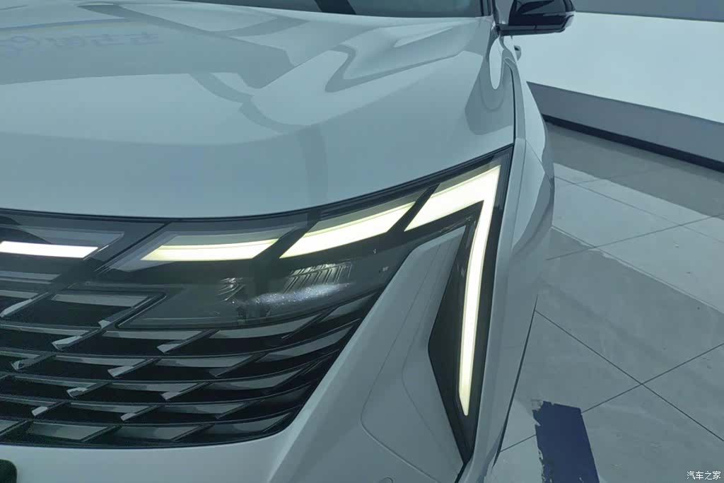 Geely Boyue, 2024 все фото