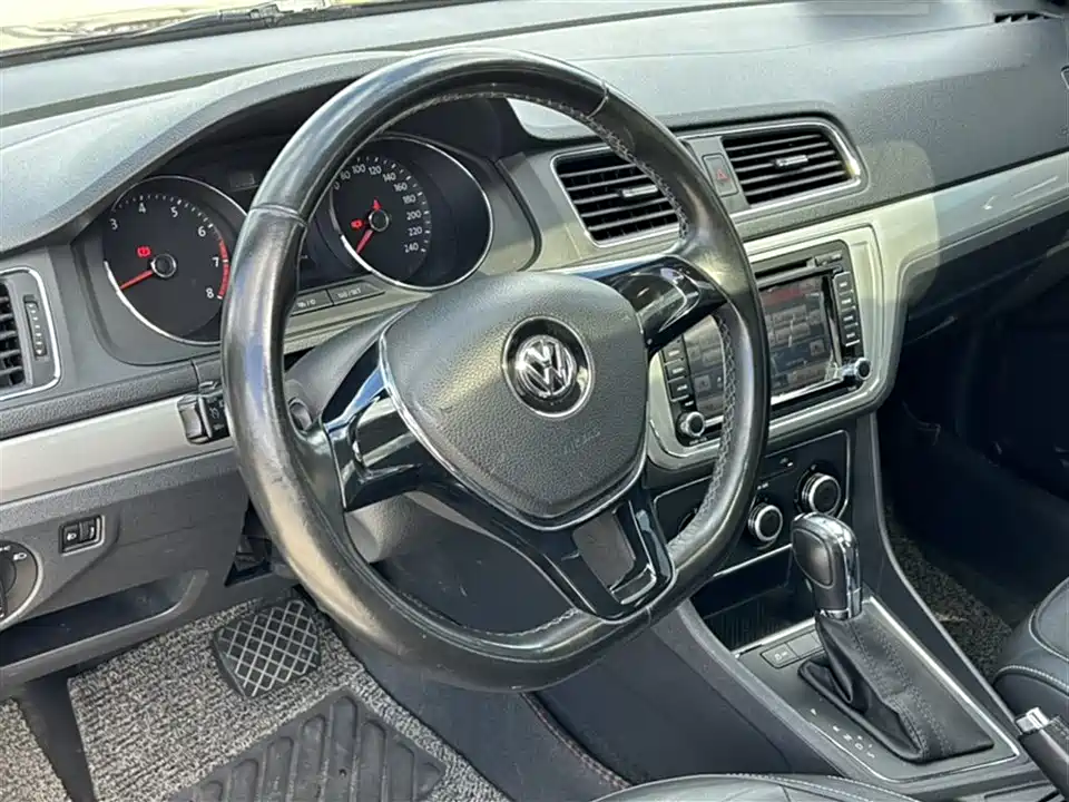 Volkswagen Lavida