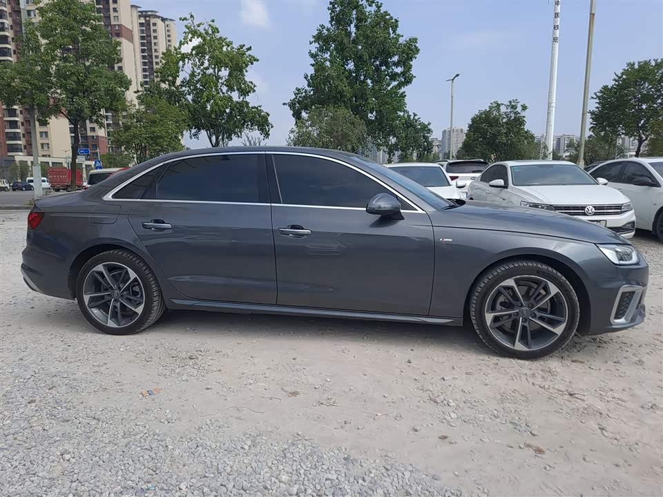 Audi A4L