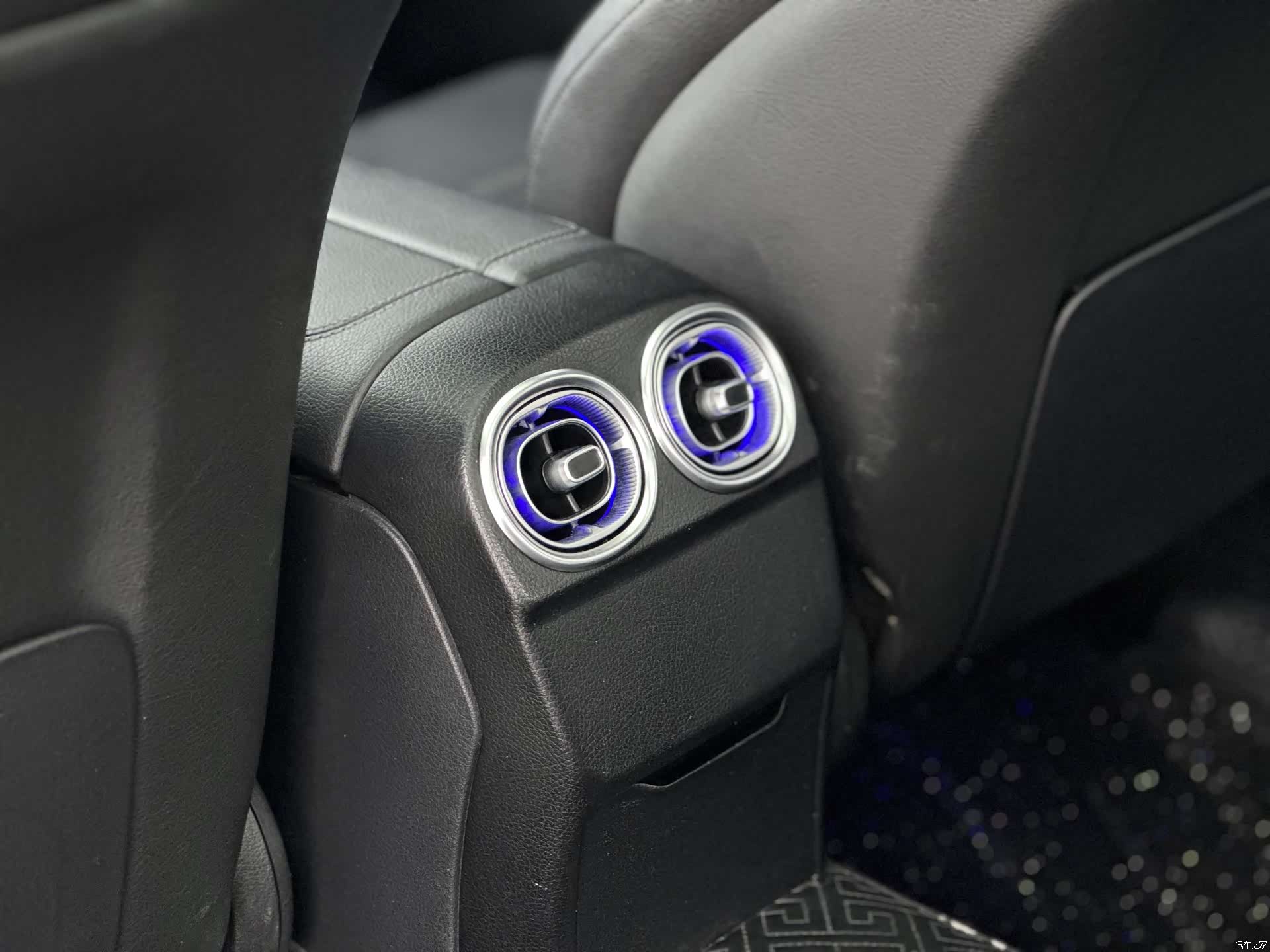 Mercedes-Benz C-Class, 2021 15