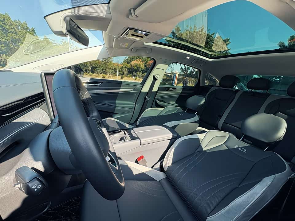 Volkswagen ID.7 VIZZION