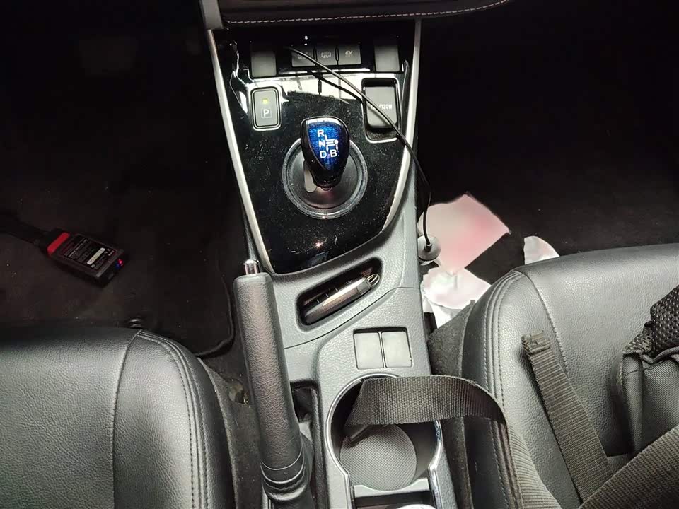 Toyota Corolla dual engine E+ Toyota Corolla dual engine E+