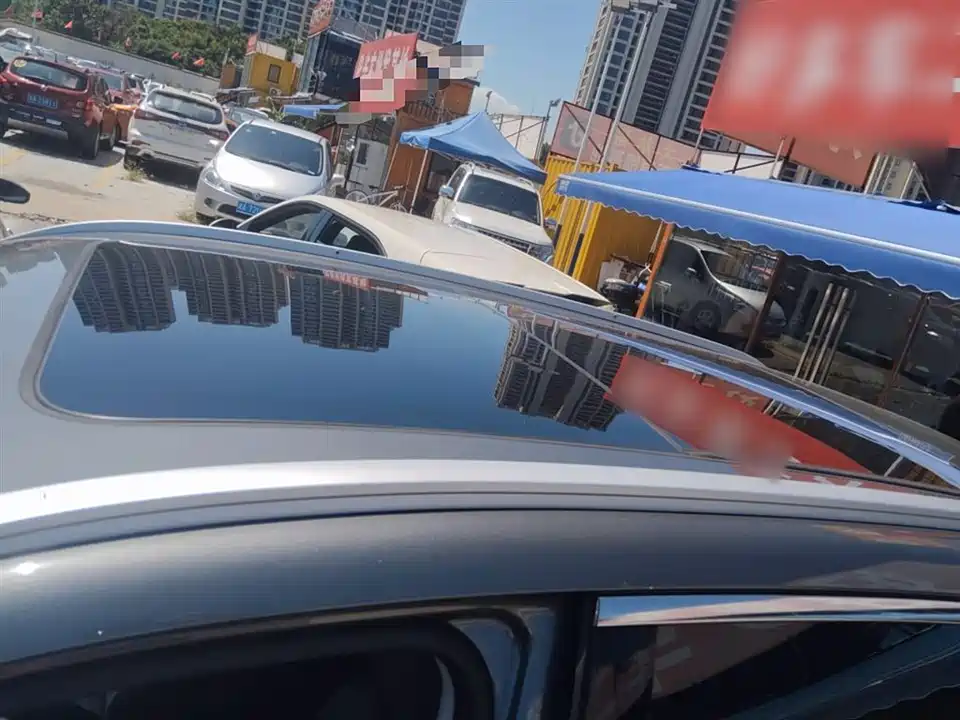 Geely Galaxy Galaxy E5