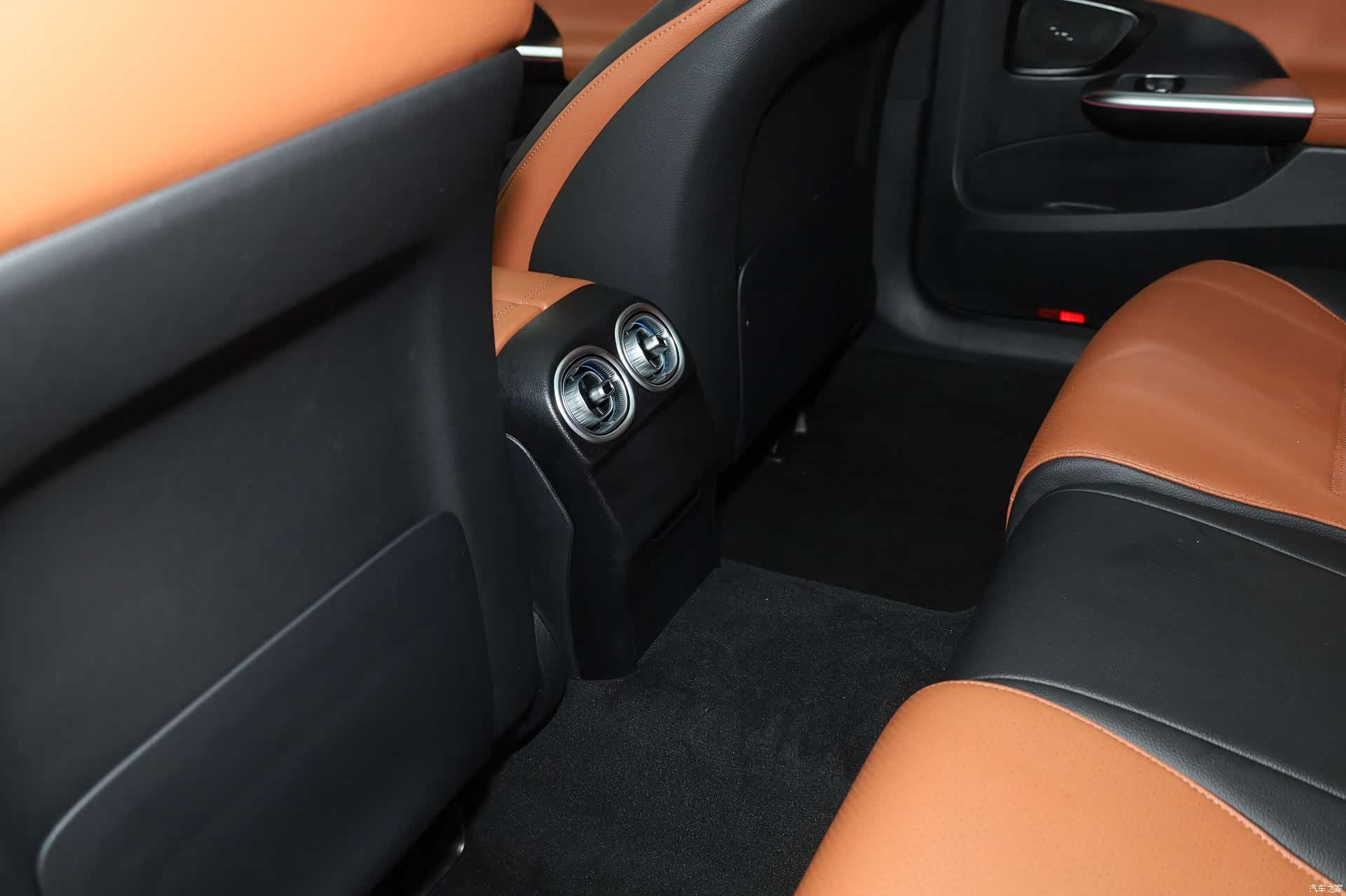 Mercedes-Benz C-Class, 2022 15