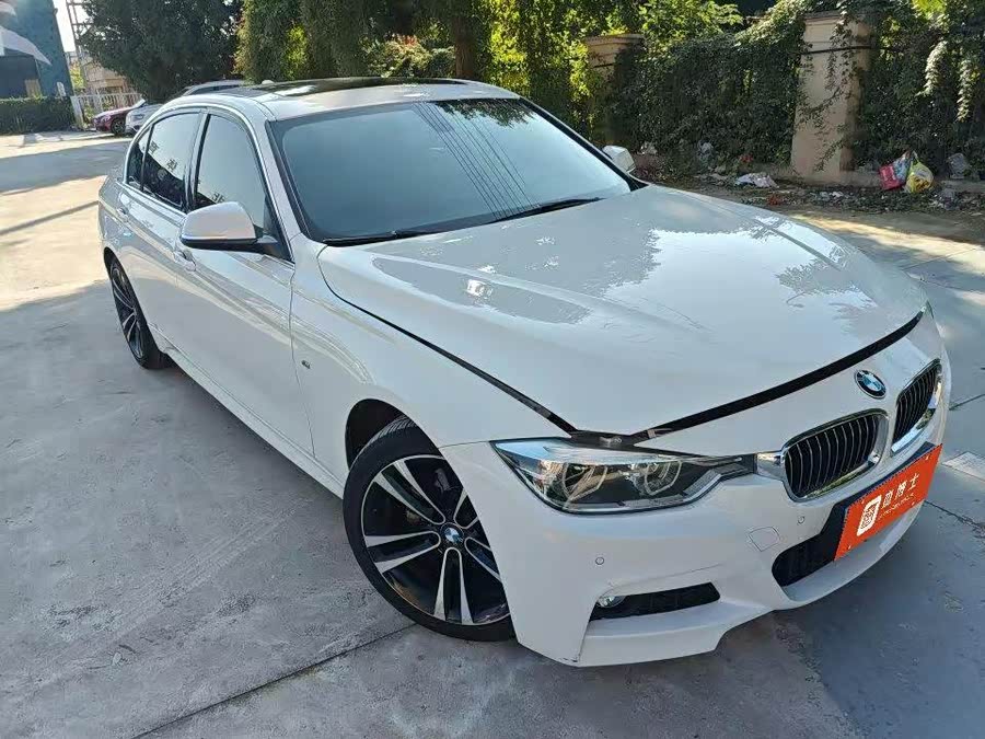 BMW 3 Series 2019, фото 1
