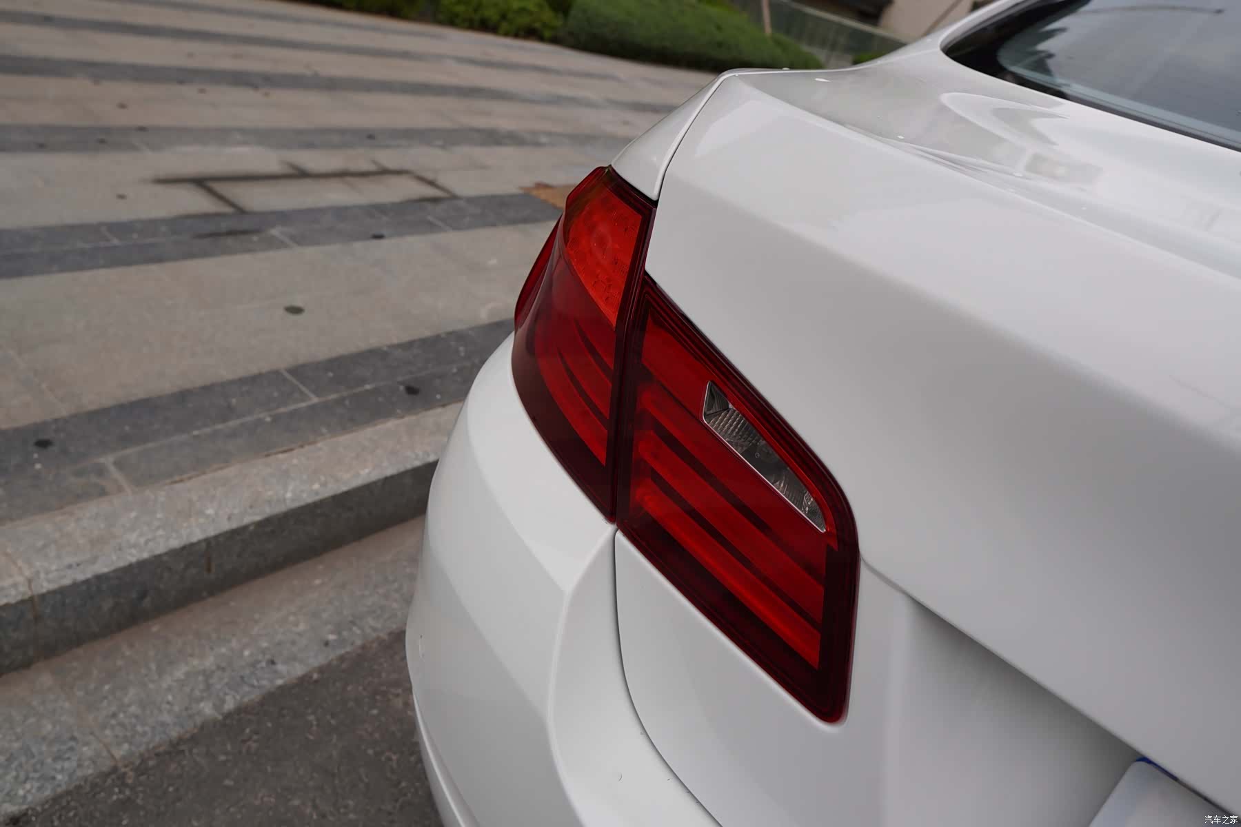 BMW 5 Series, 2012 26