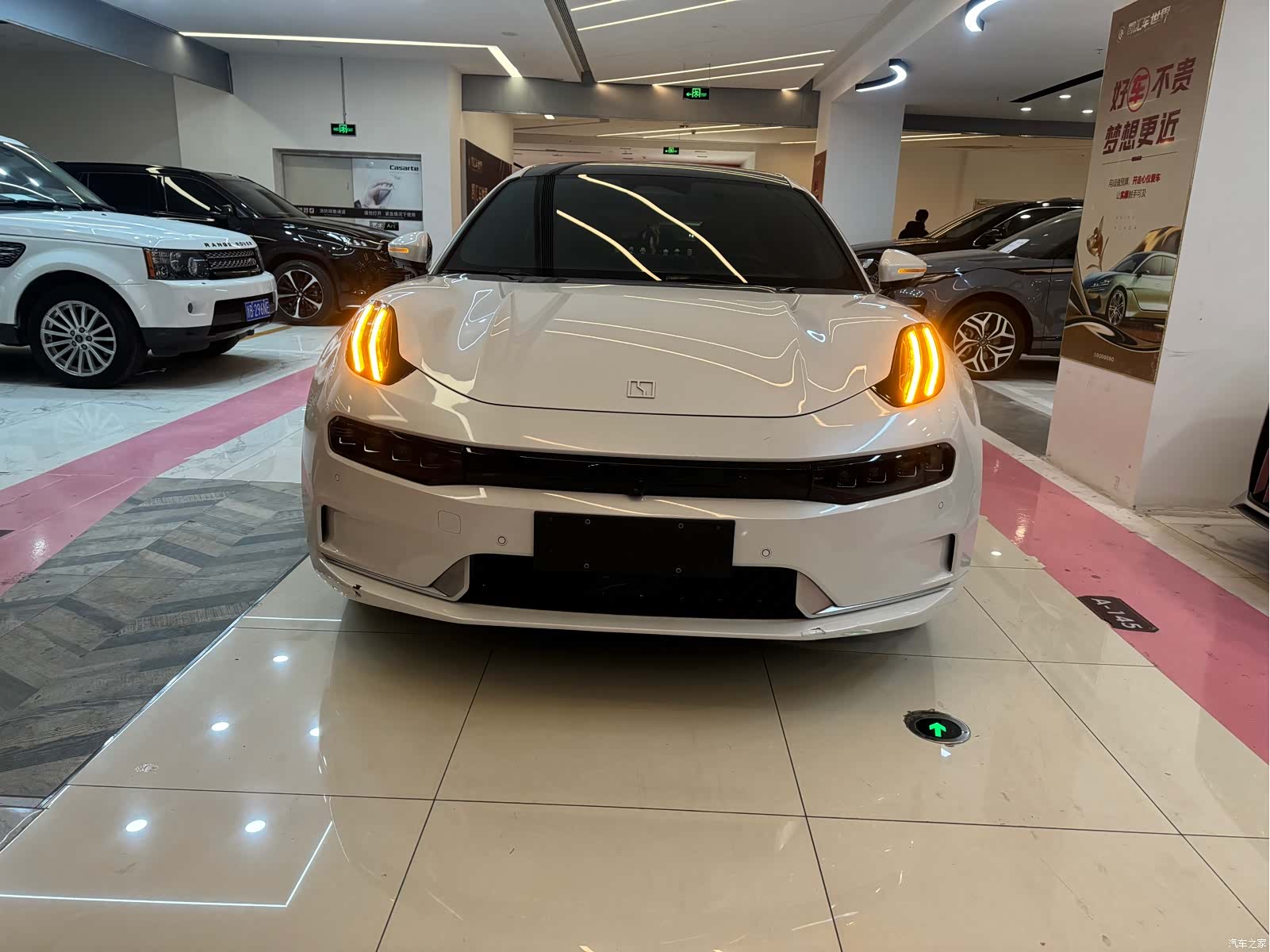 Zeekr 001, 2023 2
