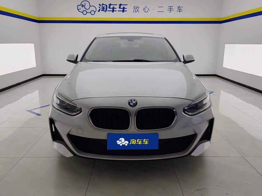 BMW 1 Series 2019, фото 2