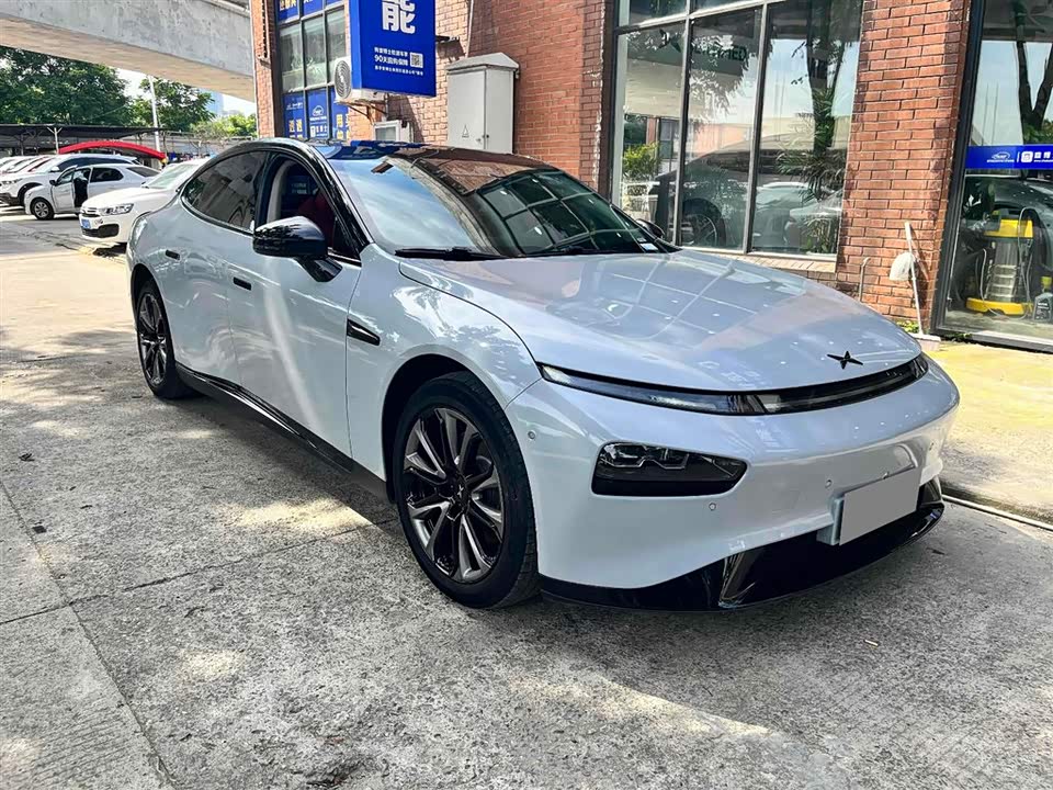 XPENG P7