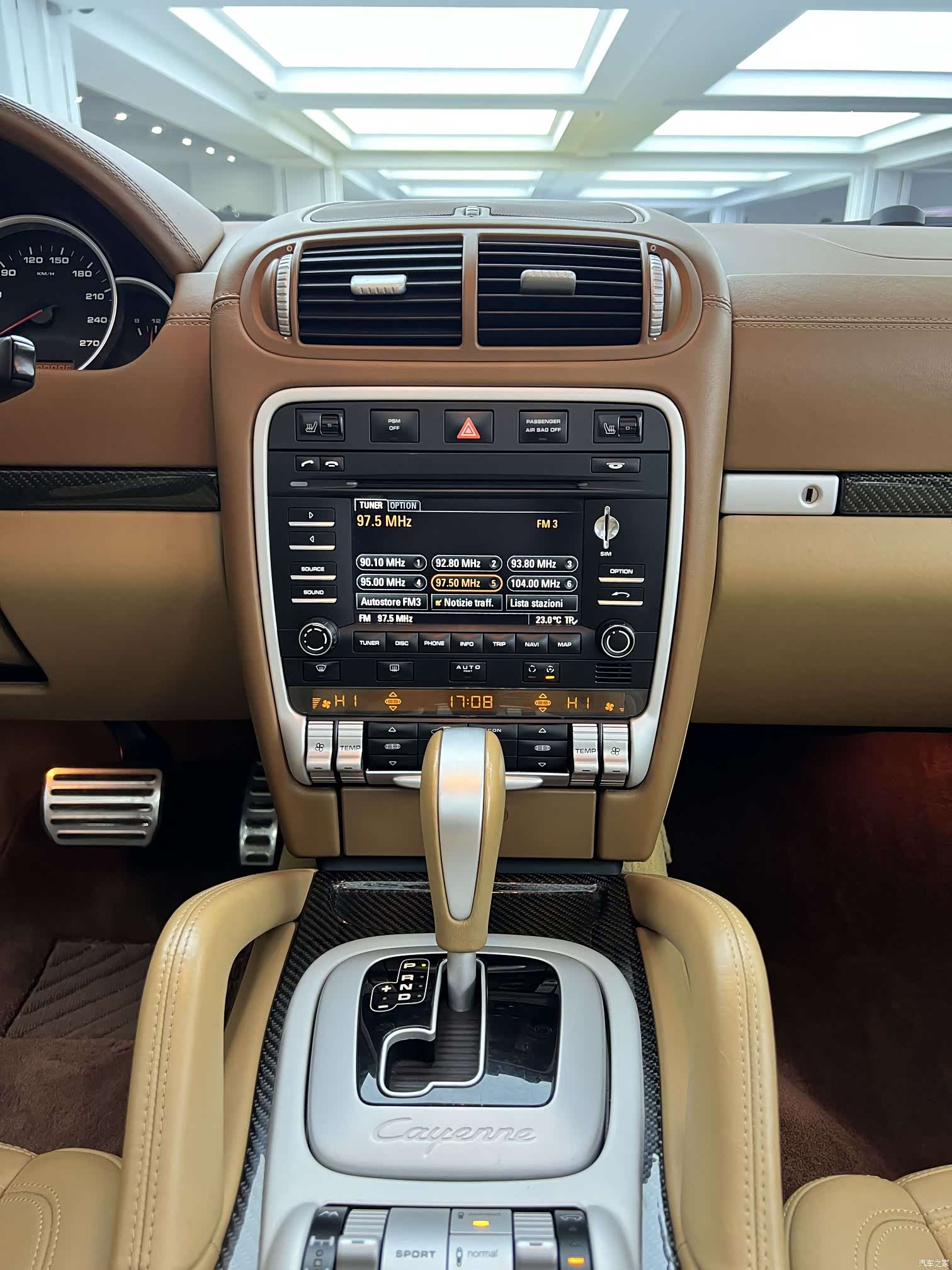 Porsche Cayenne, 2010 все фото