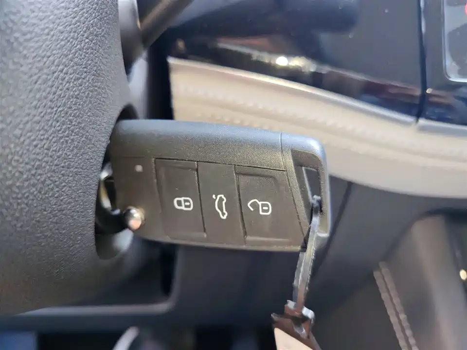 Jetta VS5