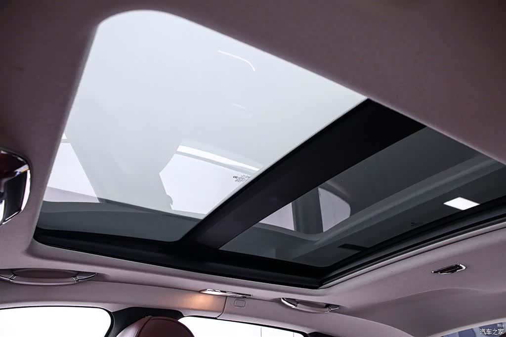 Rolls-Royce Ghost, 2011 10