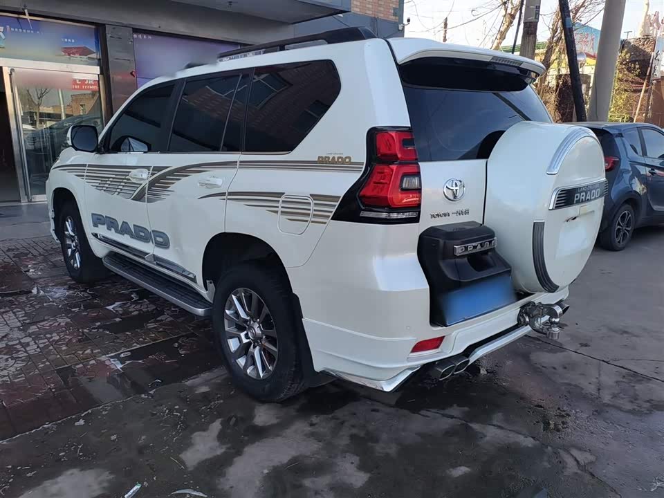 Toyota Prado