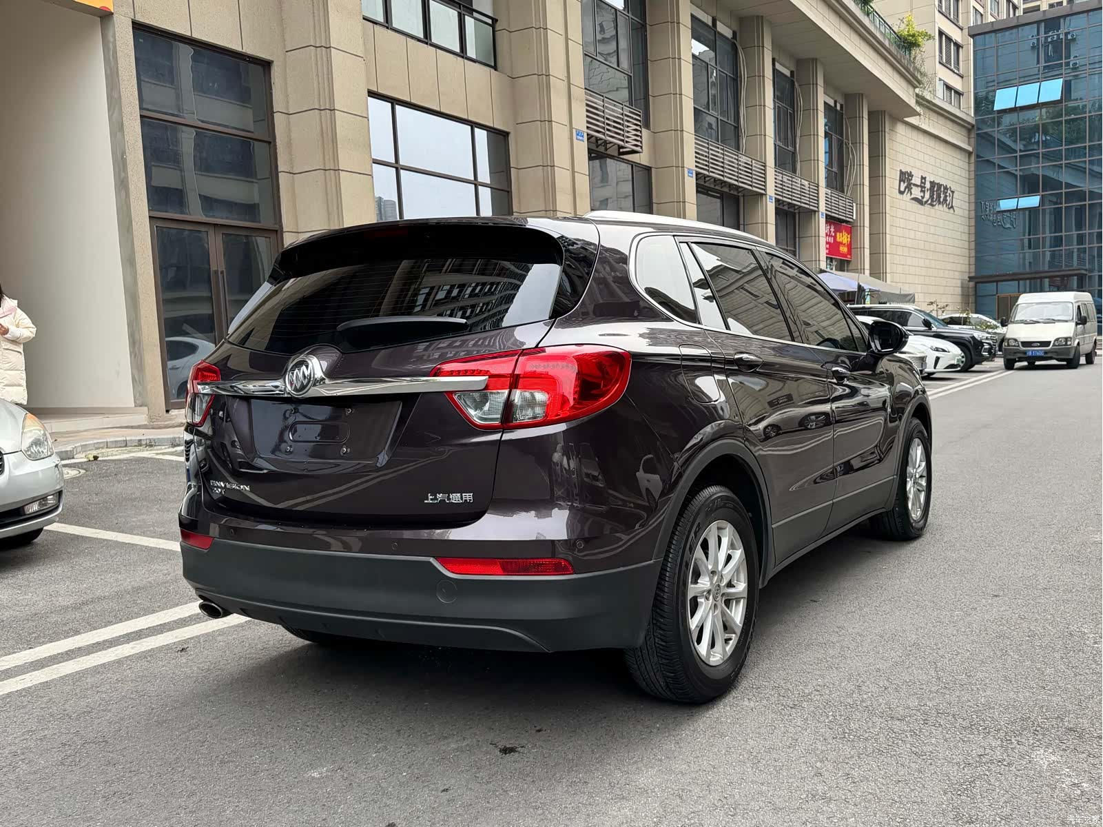 Buick Envision Plus, 2017 все фото