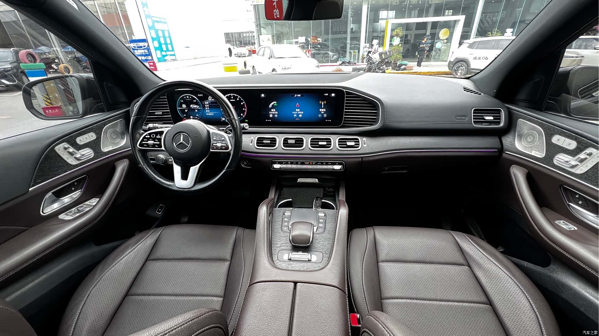 Maybach GLS, 2021 7