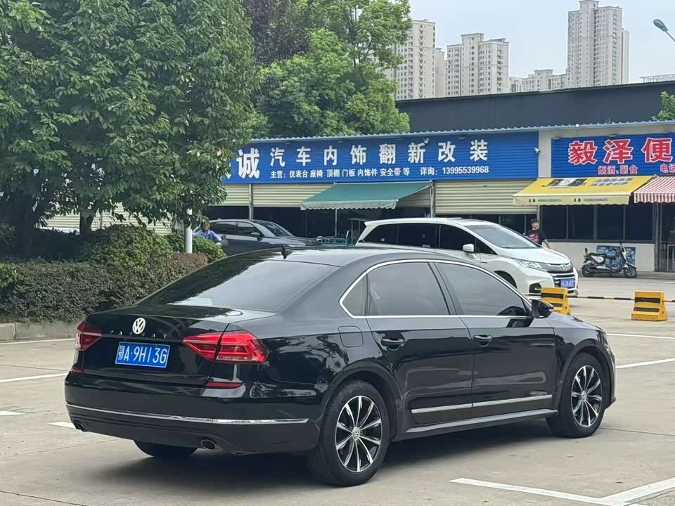 Volkswagen Passat