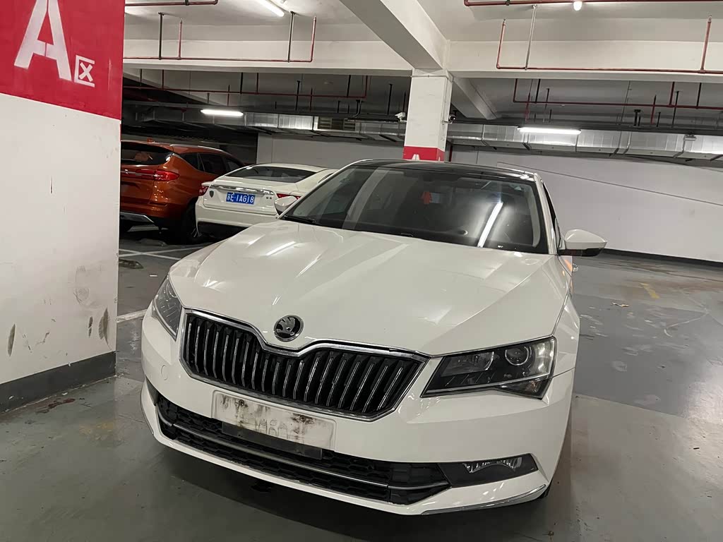 Skoda Superb