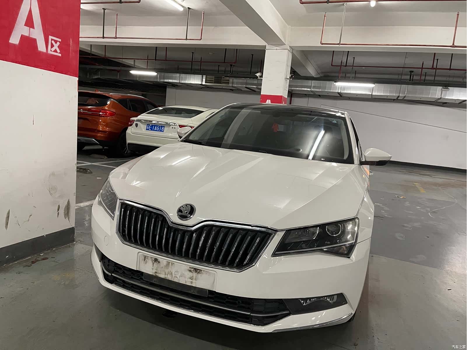 Skoda Superb, 2017 1