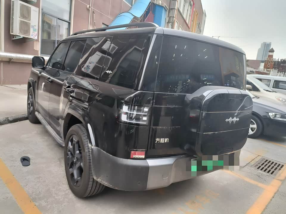 BYD Titanium 7