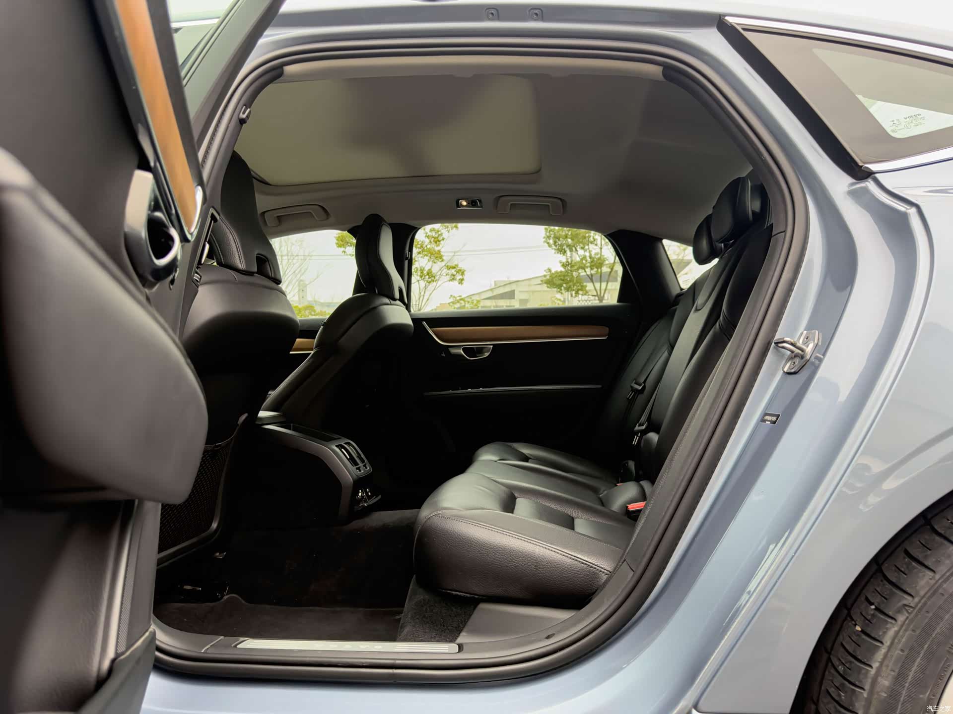 Volvo S90, 2019 11