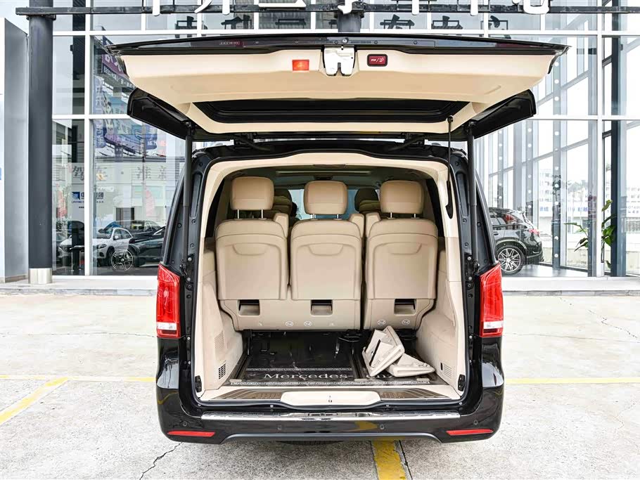 Mercedes-Benz V-class