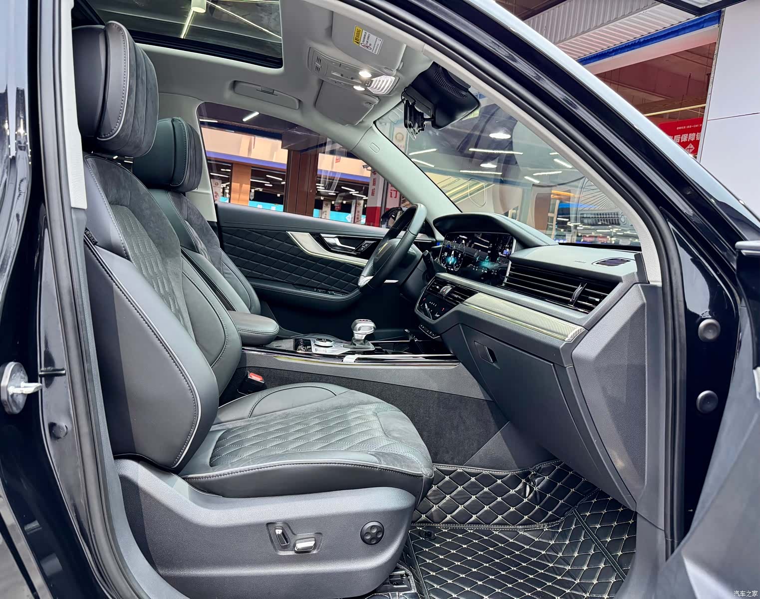 Hongqi HS5, 2021 17