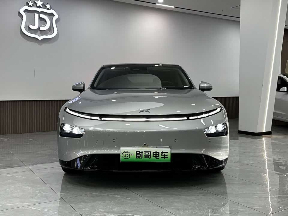 XPENG P7