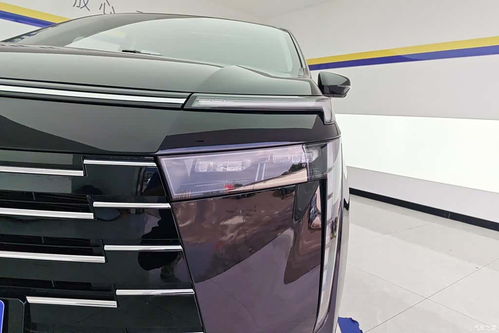 Trumpchi E8, 2025 все фото