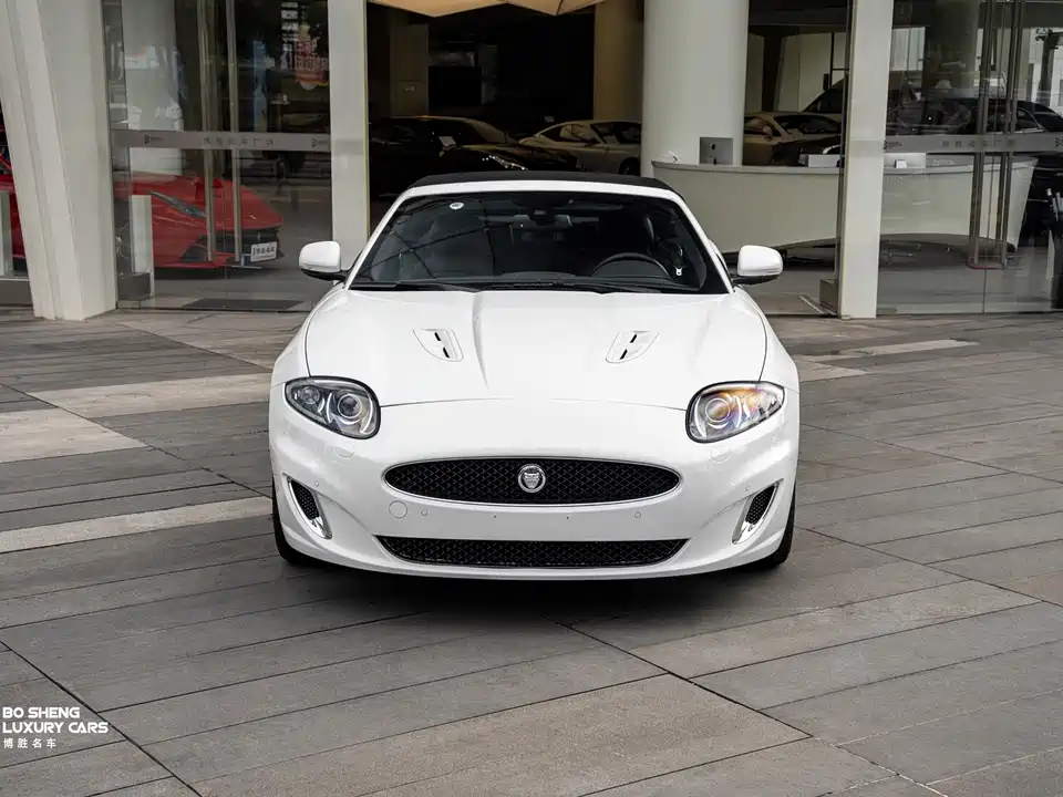 Jaguar XK