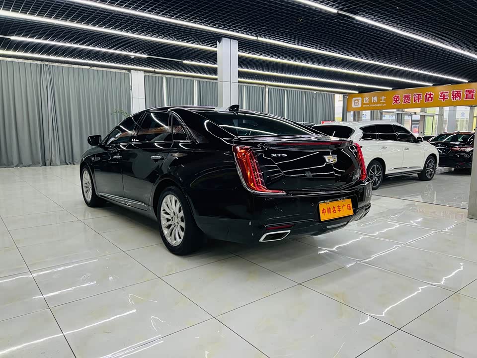 Cadillac XTS