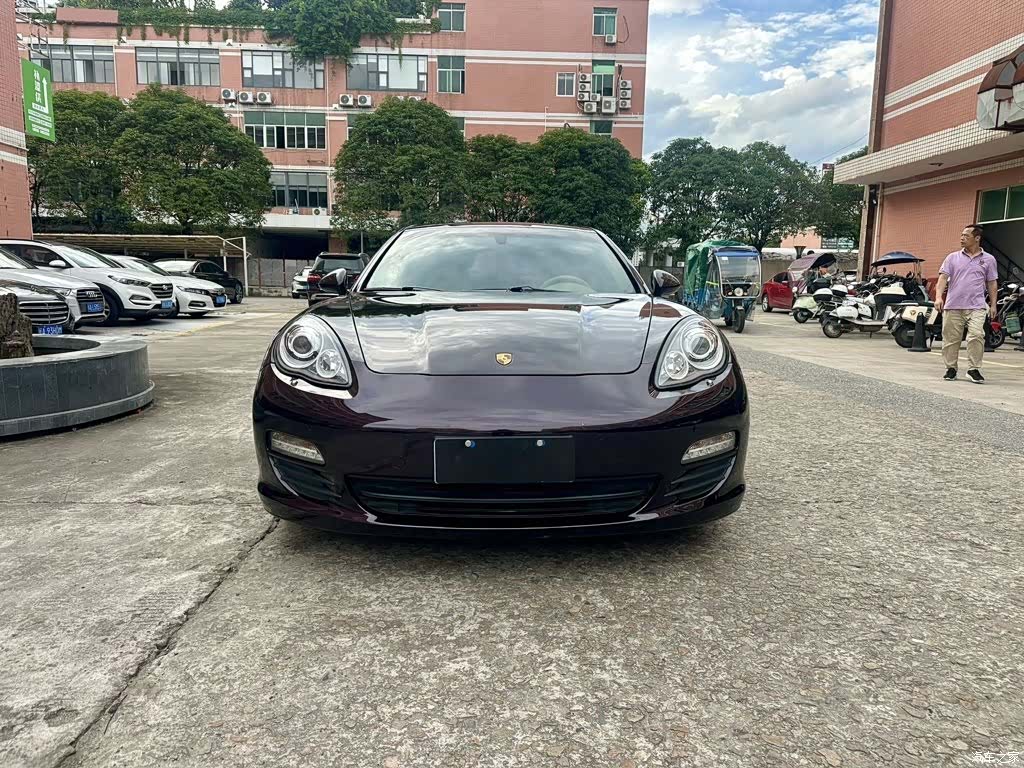 Porsche Panamera, 2012 8