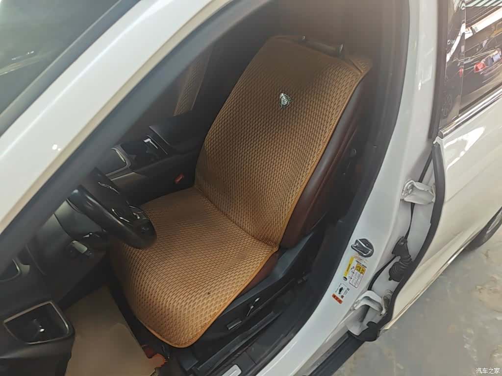 Lincoln MKX, 2017 15