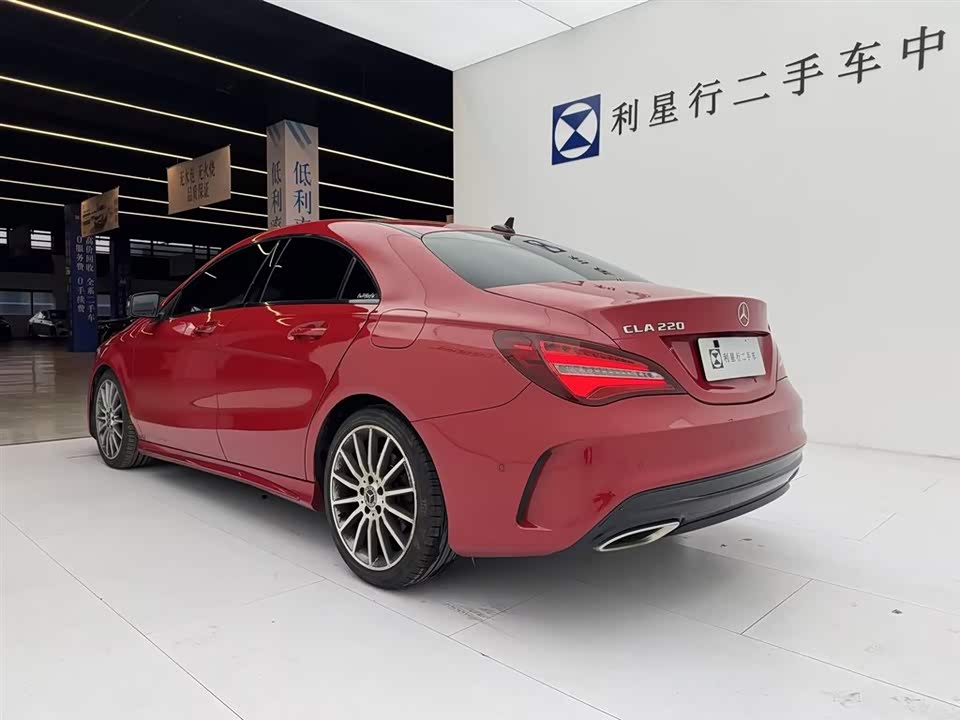 Mercedes-Benz CLA