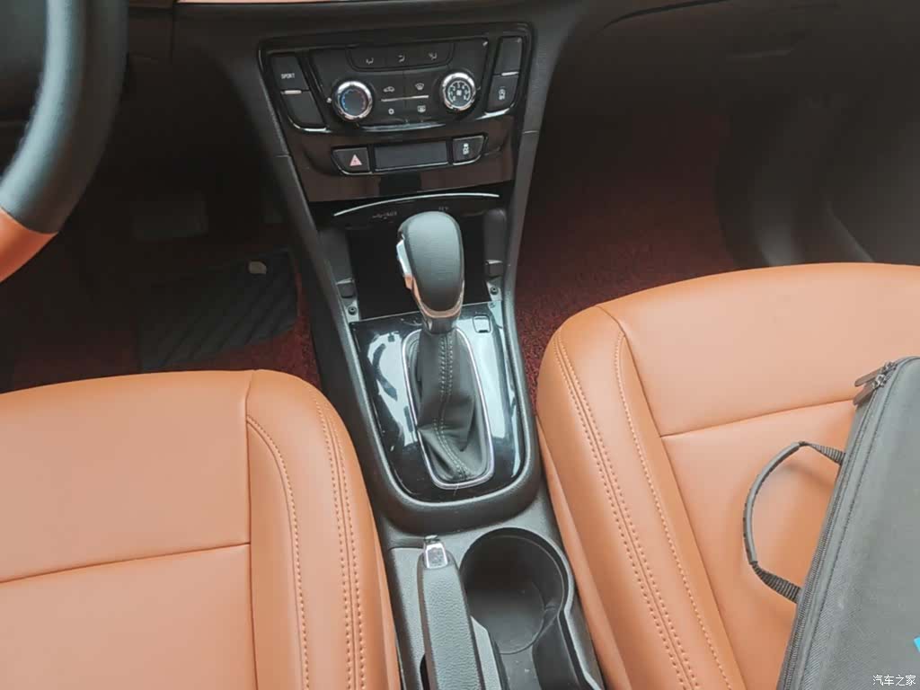 Buick Encore, 2016 14
