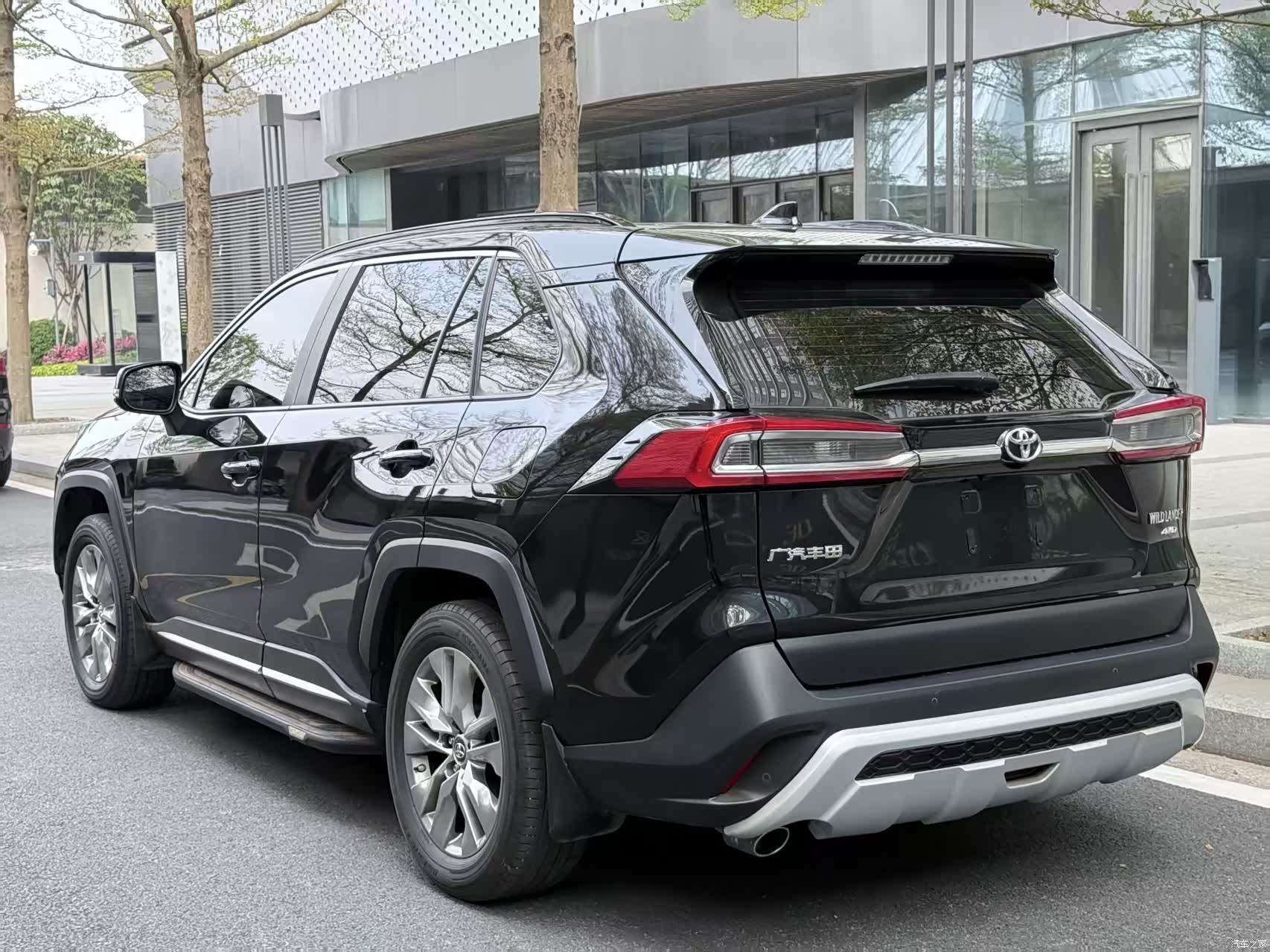 Toyota Wildlander, 2021 4