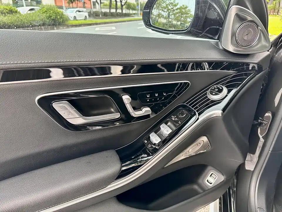 Mercedes-Benz S-class