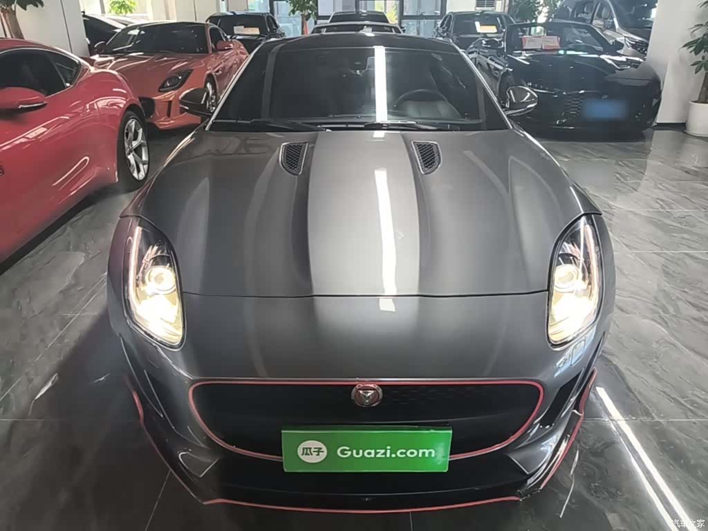 Jaguar F-TYPE, 2017 3