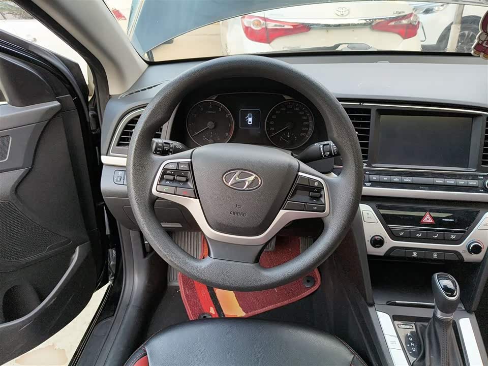 Hyundai Lead