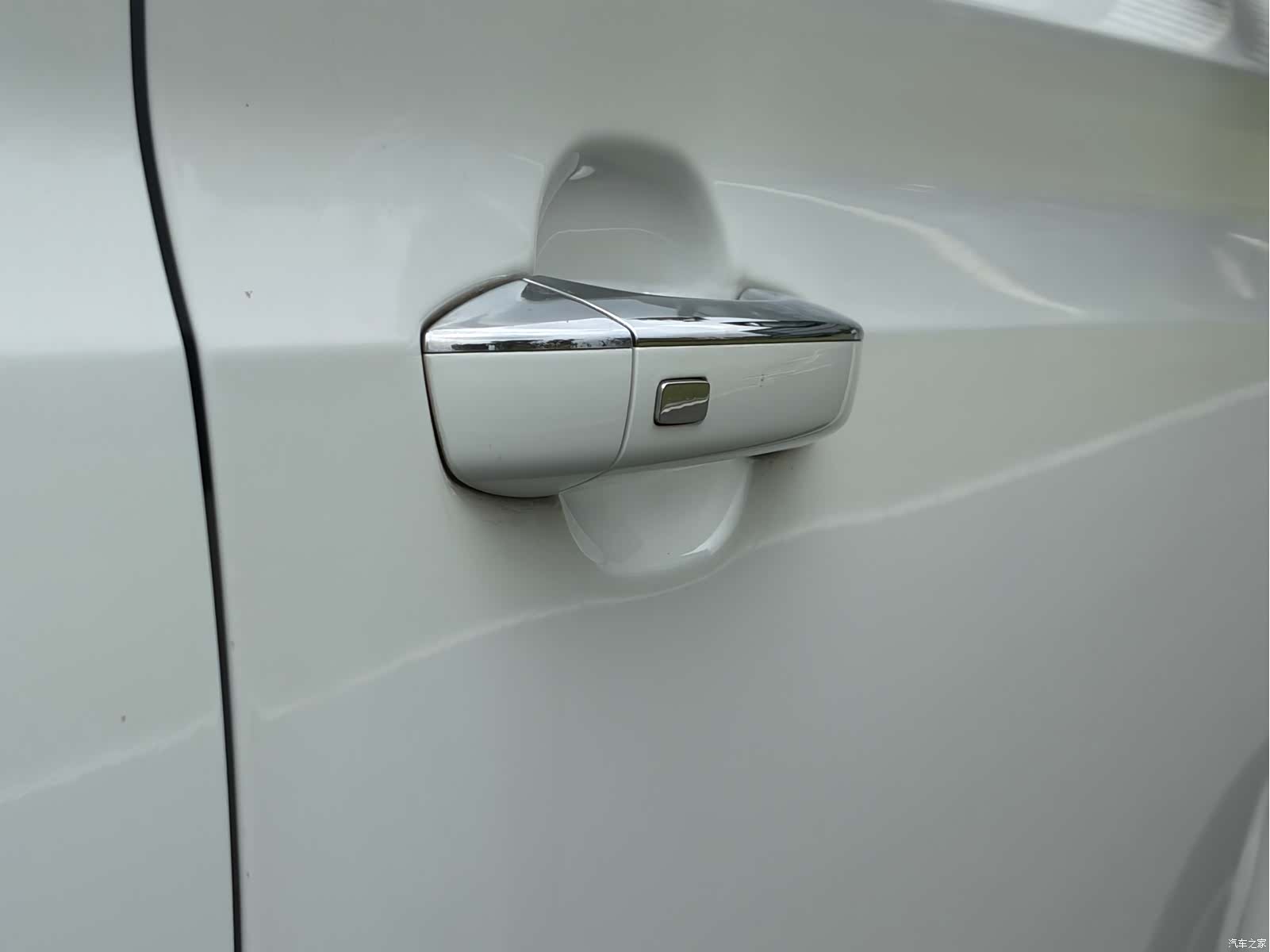 Roewe RX5, 2019 6