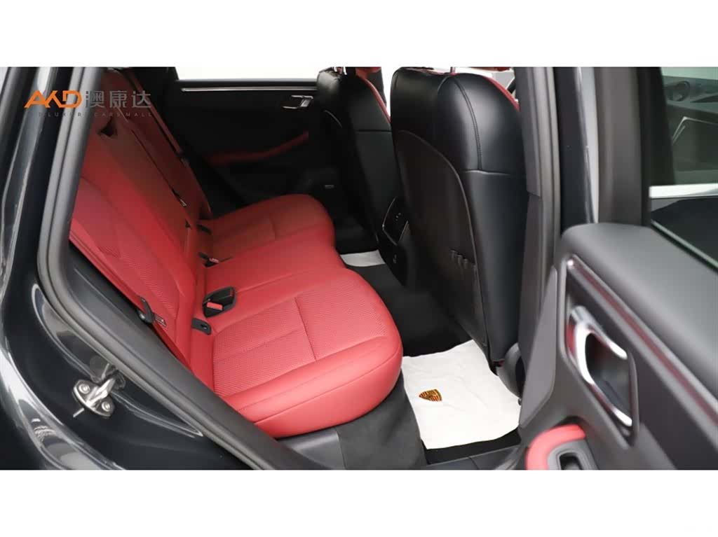 Porsche Macan, 2023 8