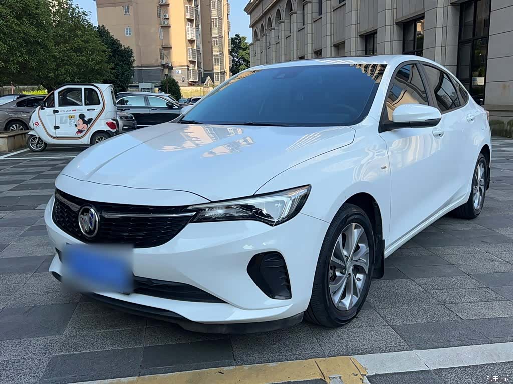 Buick Verano, 2022 2