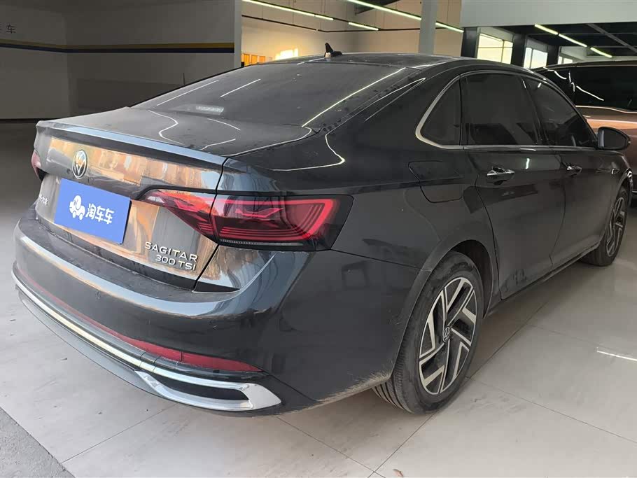 Volkswagen Sagitar