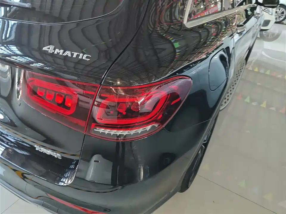 Mercedes-Benz GLC Mercedes-Benz GLC