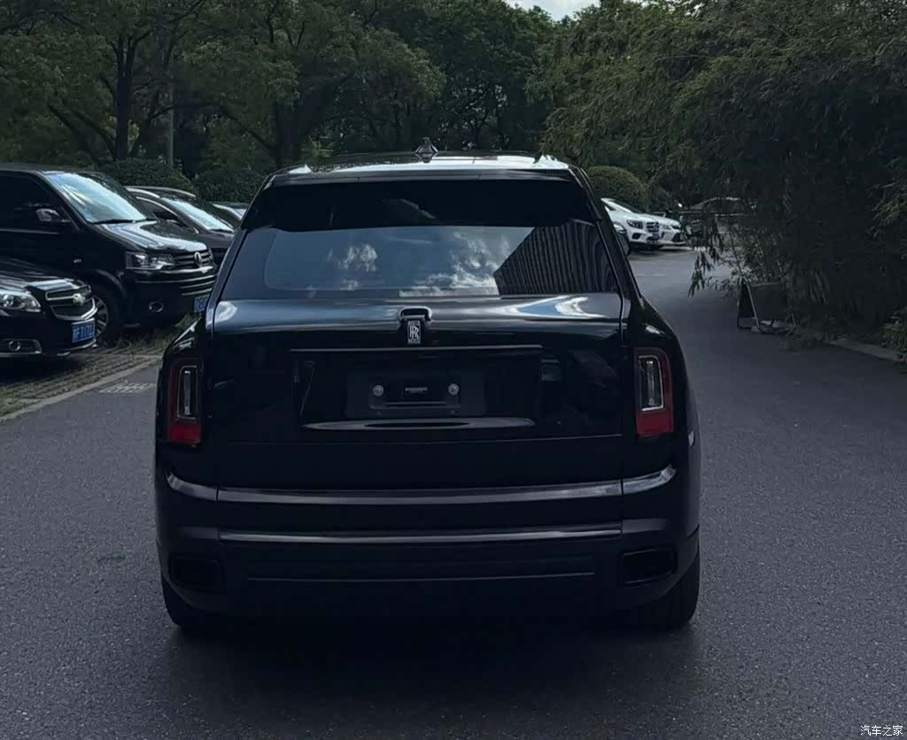 Rolls-Royce Cullinan, 2019 4