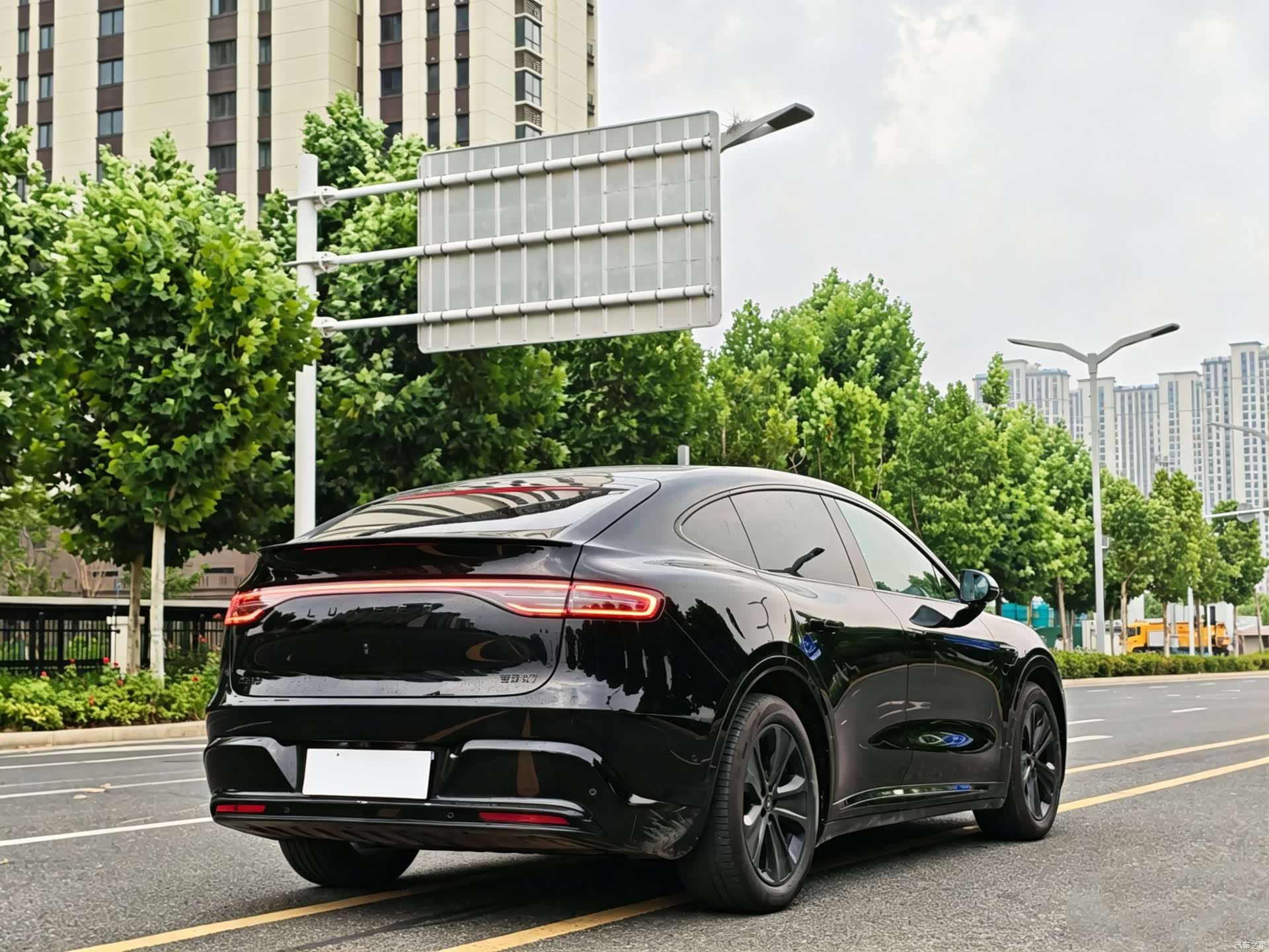 Luxeed R7, 2025 6