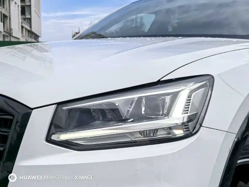 Audi Q2L Audi Q2L