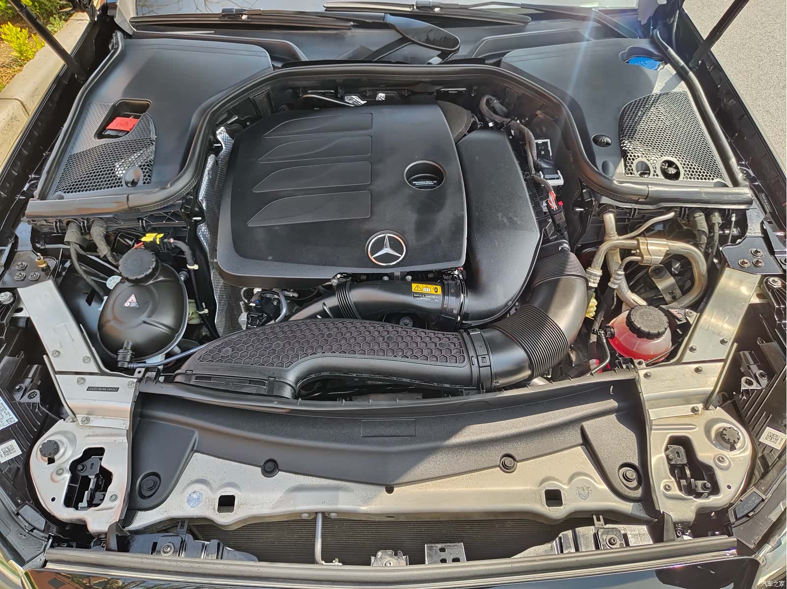 Mercedes-Benz E-Class, 2021 28